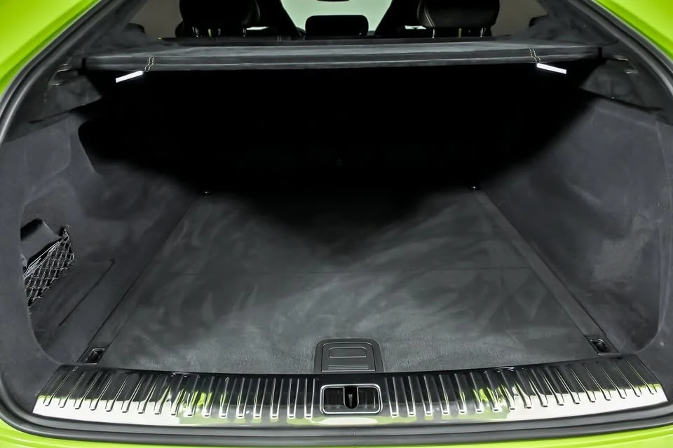 2023 Lamborghini Urus Performante - Image 16 of 20