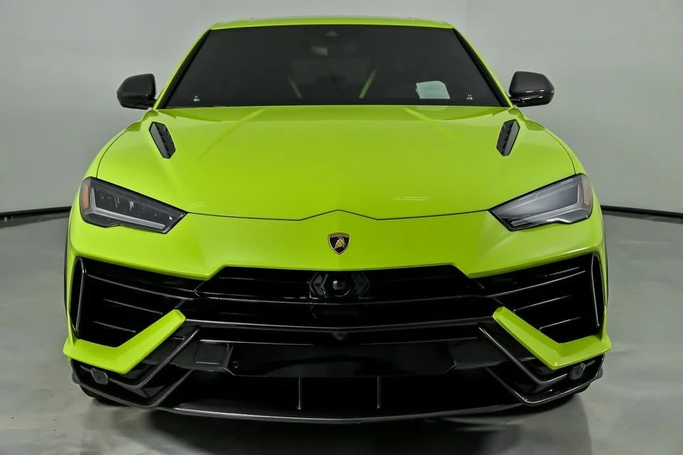 2023 Lamborghini Urus Performante - Image 5 of 20