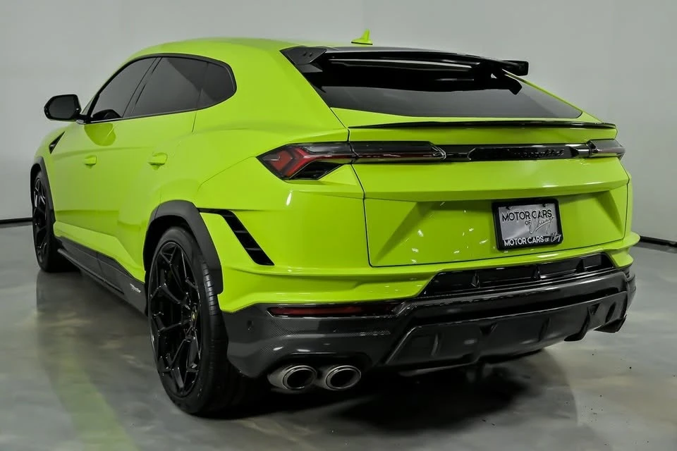 2023 Lamborghini Urus Performante - Image 10 of 20
