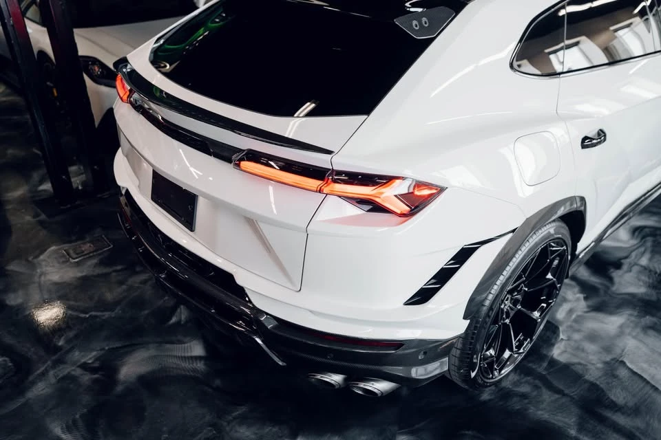 2023 Lamborghini Urus Performante - Image 6 of 20