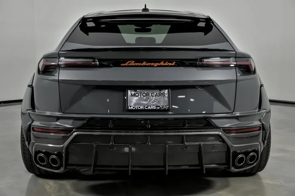 2023 Lamborghini Urus Performante - Image 15 of 20