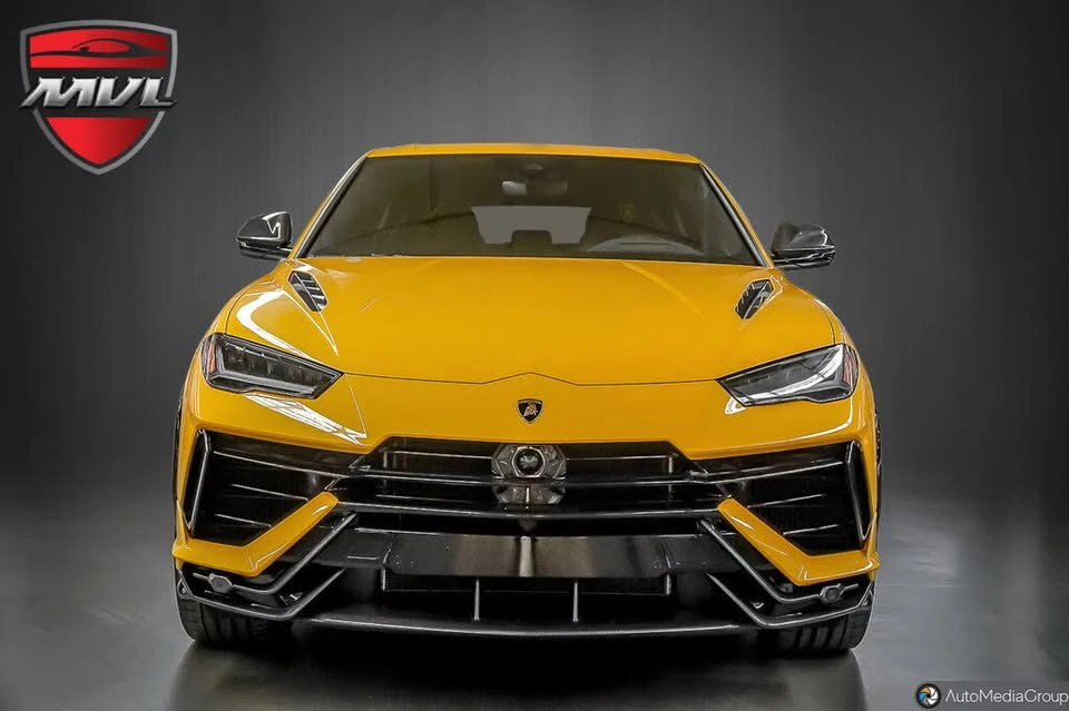 2023 Lamborghini Urus Performante - Image 9 of 19