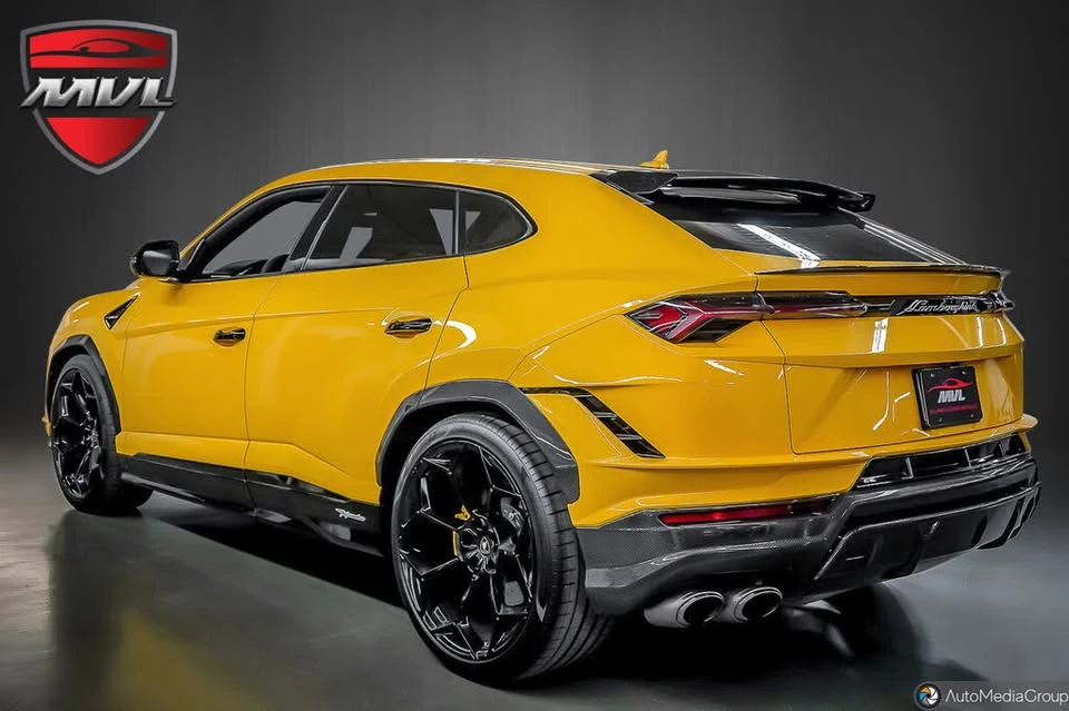 2023 Lamborghini Urus Performante - Image 6 of 19