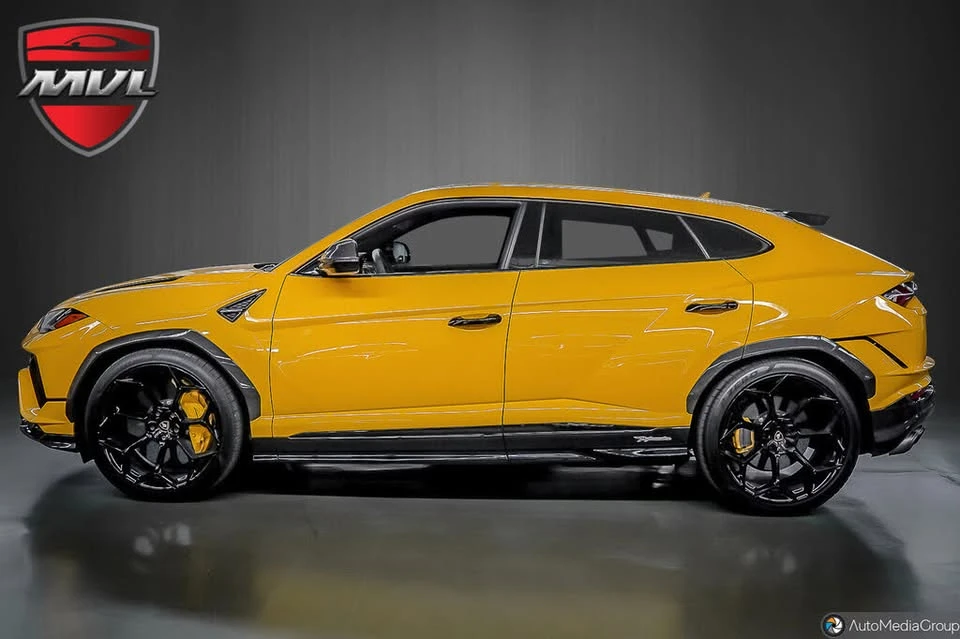 2023 Lamborghini Urus Performante - Image 7 of 19