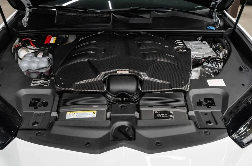 2023 Lamborghini Urus Performante - Image 7 of 7