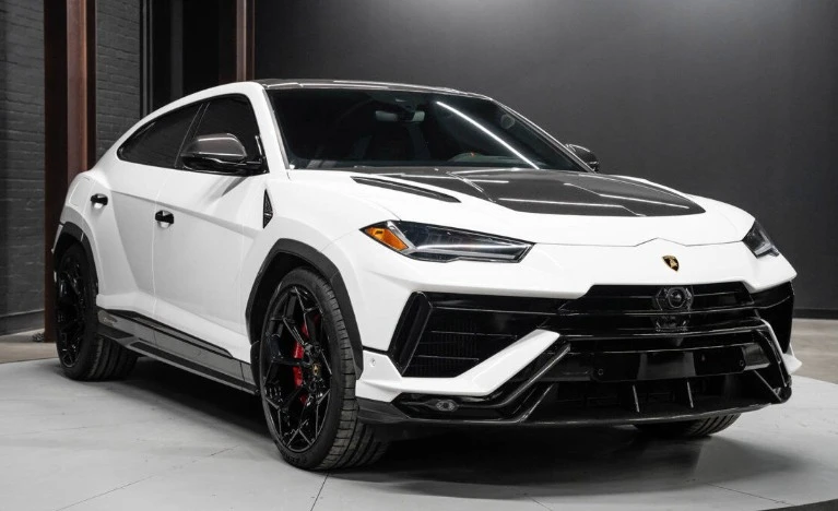 2023 Lamborghini Urus Performante - Image 2 of 8