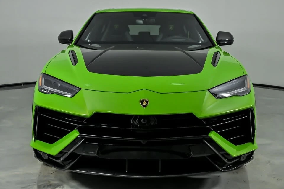 2023 Lamborghini Urus Performante - Image 5 of 20