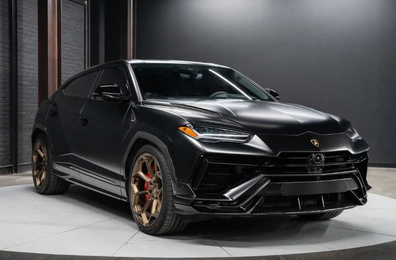 2023 Lamborghini Urus Performante - Image 2 of 4