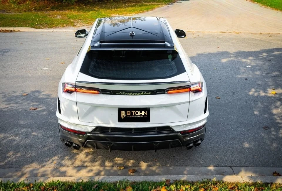 2023 Lamborghini Urus Performante - Image 2 of 19