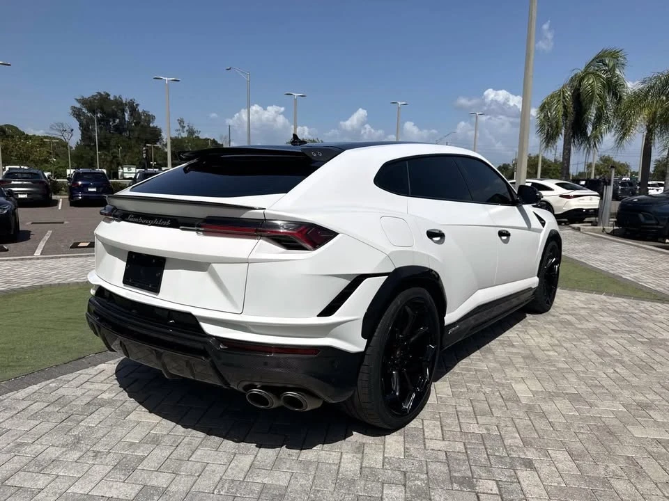 2023 Lamborghini Urus Performante - Image 6 of 14