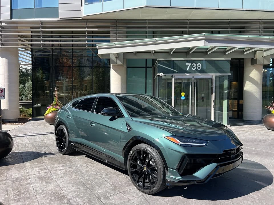 2023 Lamborghini Urus S - Image 11 of 15