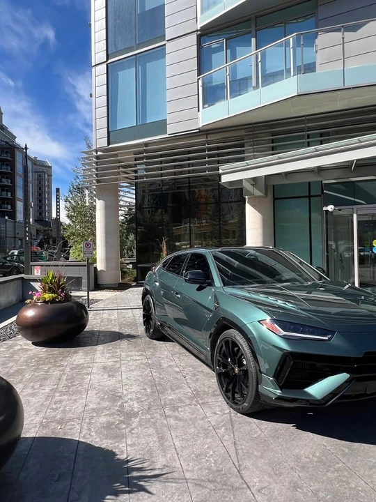 2023 Lamborghini Urus S - Image 3 of 15