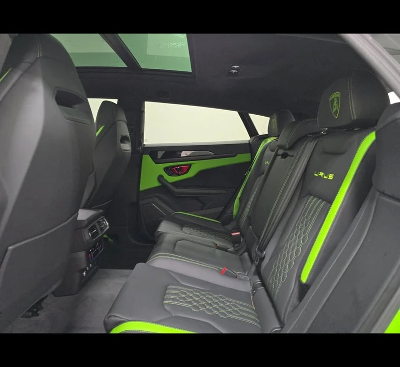 2023 Lamborghini Urus S - Image 10 of 11