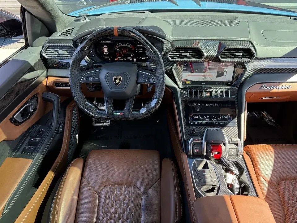 2023 Lamborghini Urus S - Image 5 of 7