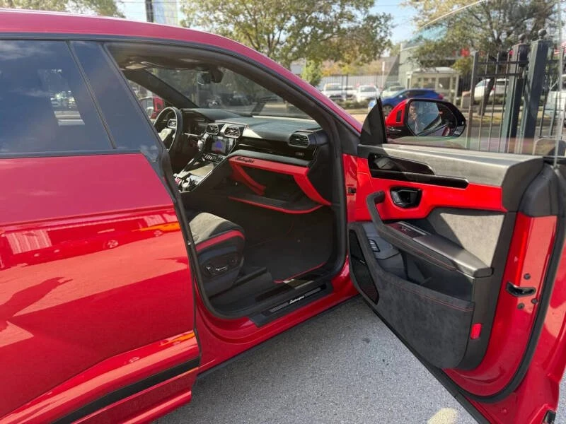 2023 Lamborghini Urus S - Image 15 of 20