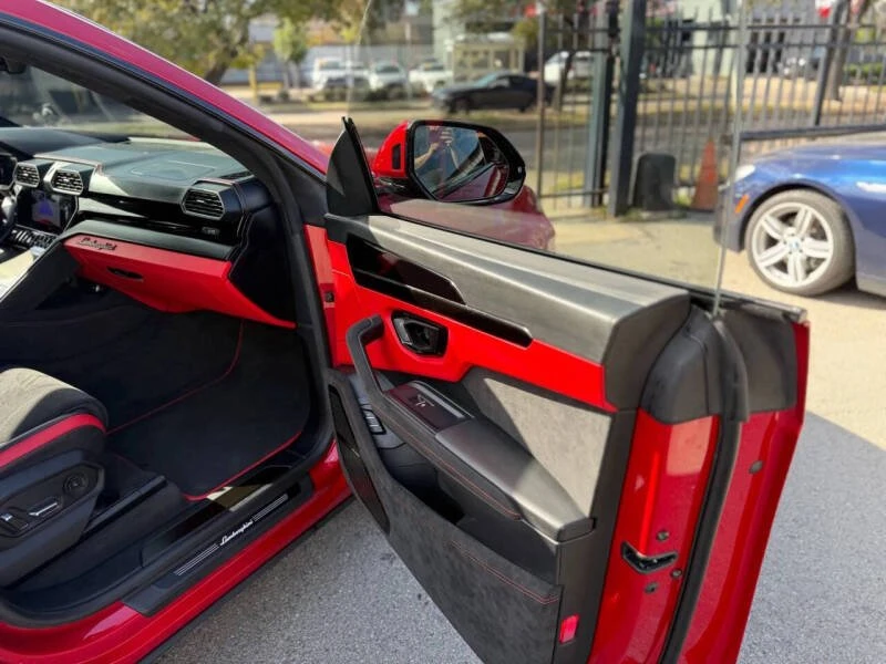 2023 Lamborghini Urus S - Image 14 of 20
