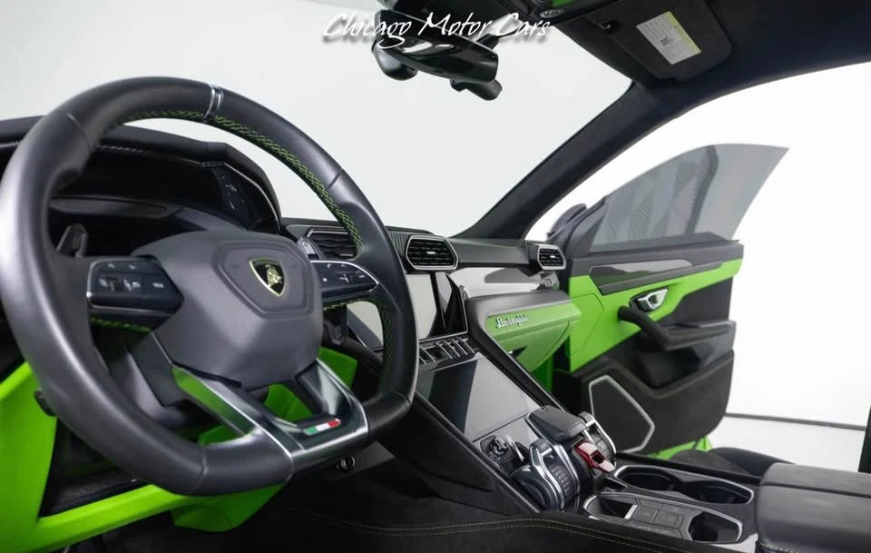 2023 Lamborghini Urus S - Image 9 of 12