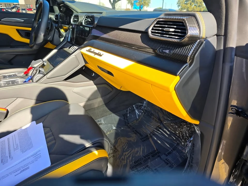 2023 Lamborghini Urus S - Image 16 of 20