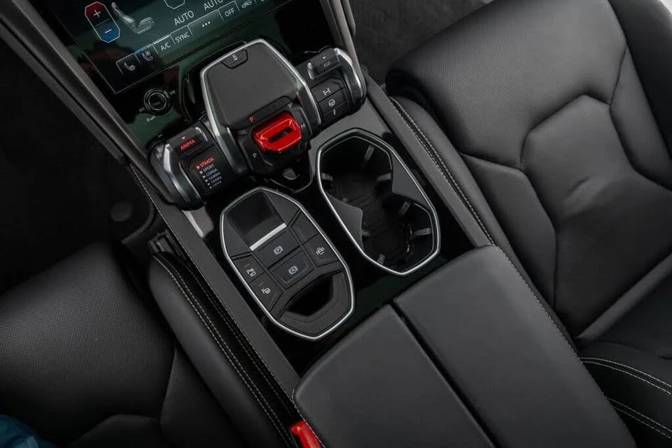 2023 Lamborghini Urus S - Image 16 of 18