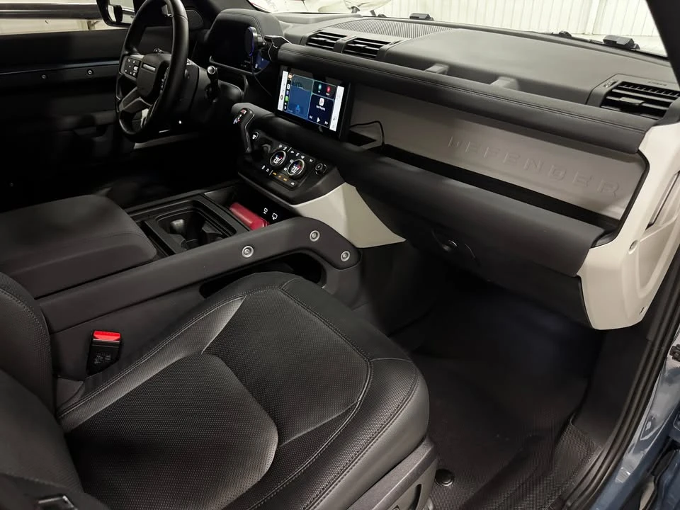 2023 Land Rover Defender L663 - Image 15 of 20