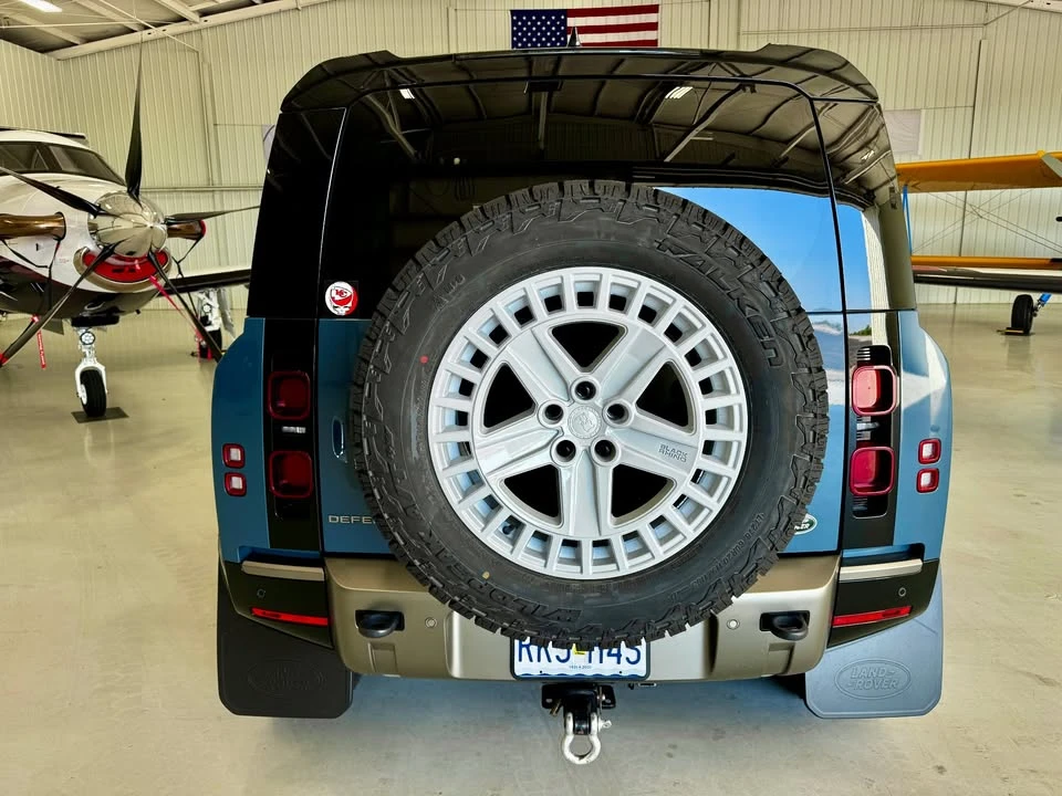2023 Land Rover Defender L663 - Image 4 of 20