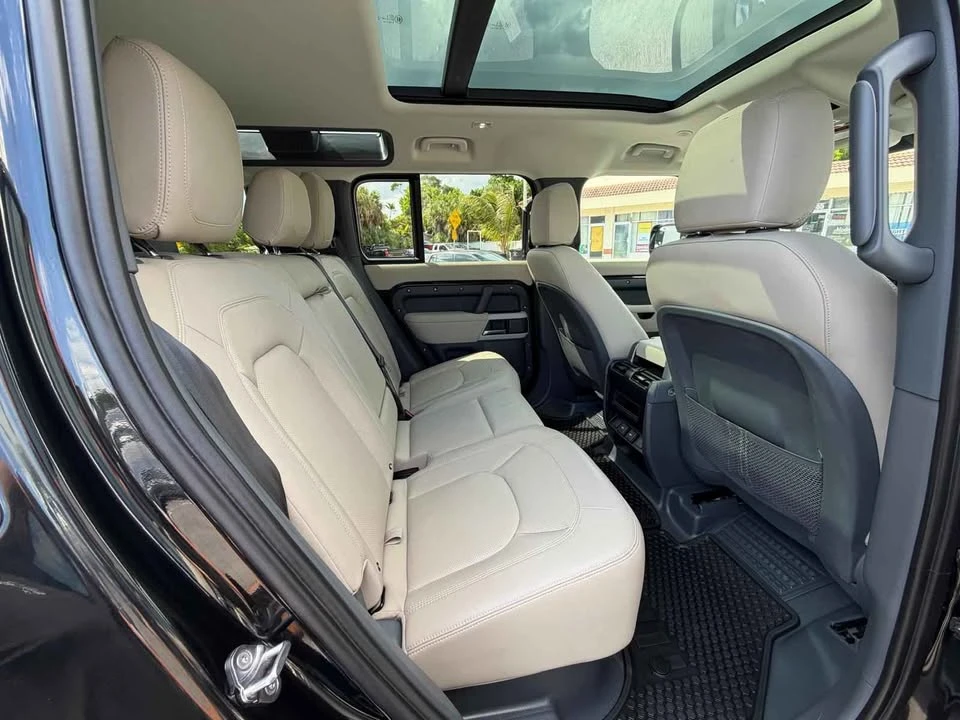 2023 Land Rover Defender L663 - Image 19 of 21