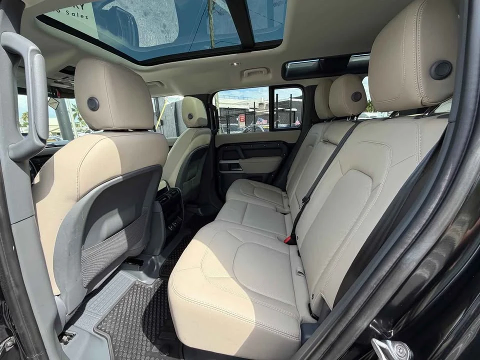 2023 Land Rover Defender L663 - Image 18 of 21
