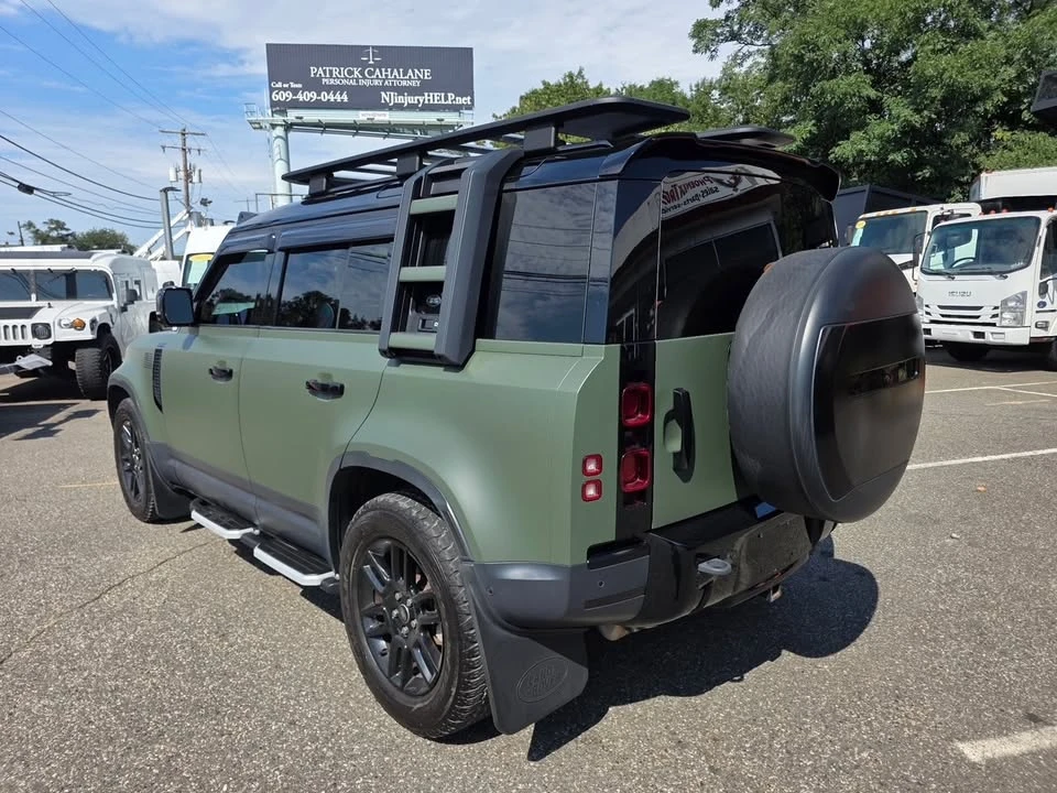 2023 Land Rover Defender L663 - Image 2 of 10