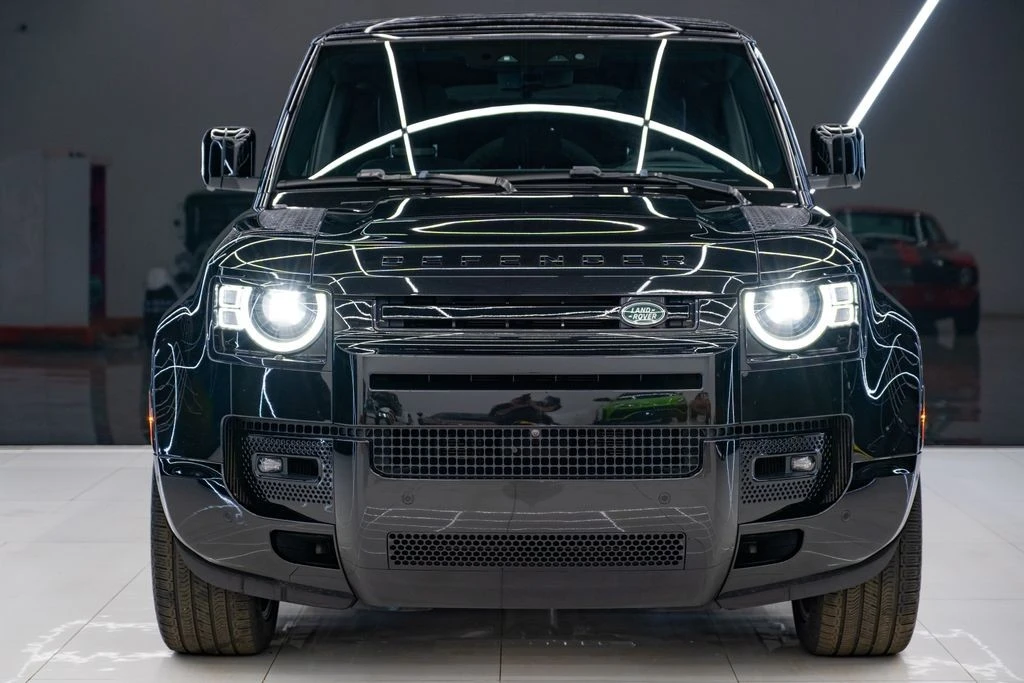 2023 Land Rover Defender L663 - Image 2 of 31