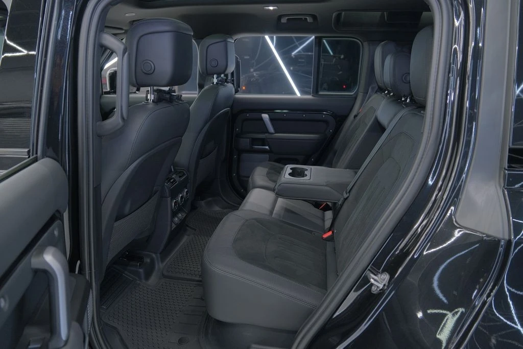 2023 Land Rover Defender L663 - Image 30 of 31
