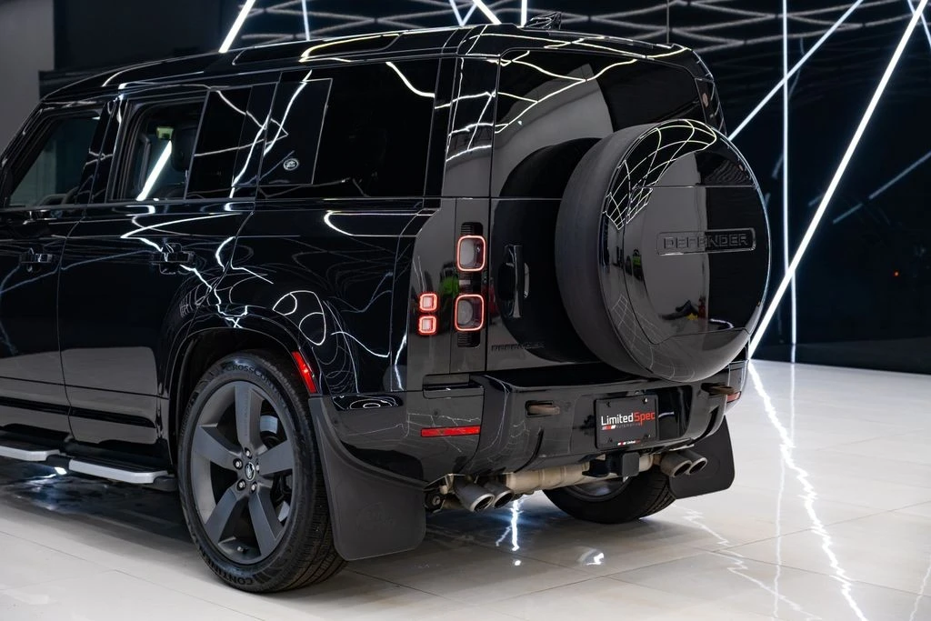 2023 Land Rover Defender L663 - Image 13 of 31