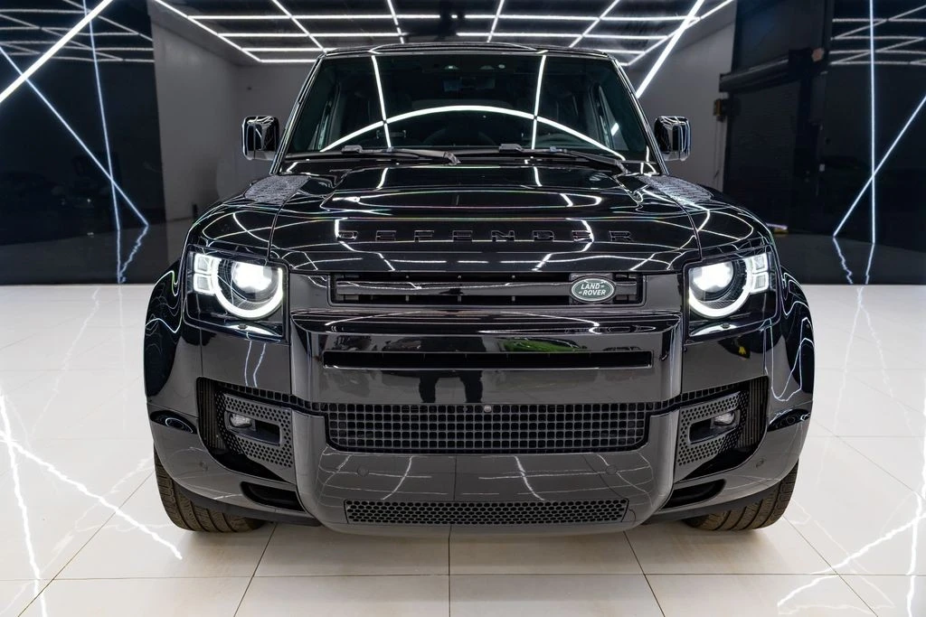 2023 Land Rover Defender L663 - Image 7 of 31