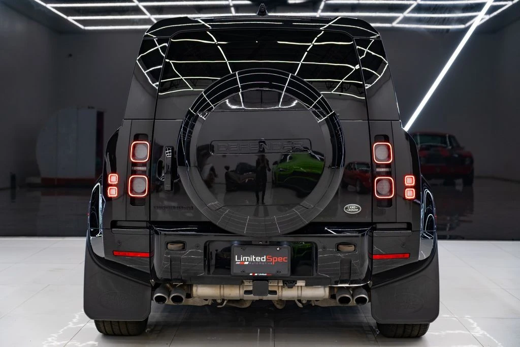 2023 Land Rover Defender L663 - Image 14 of 31