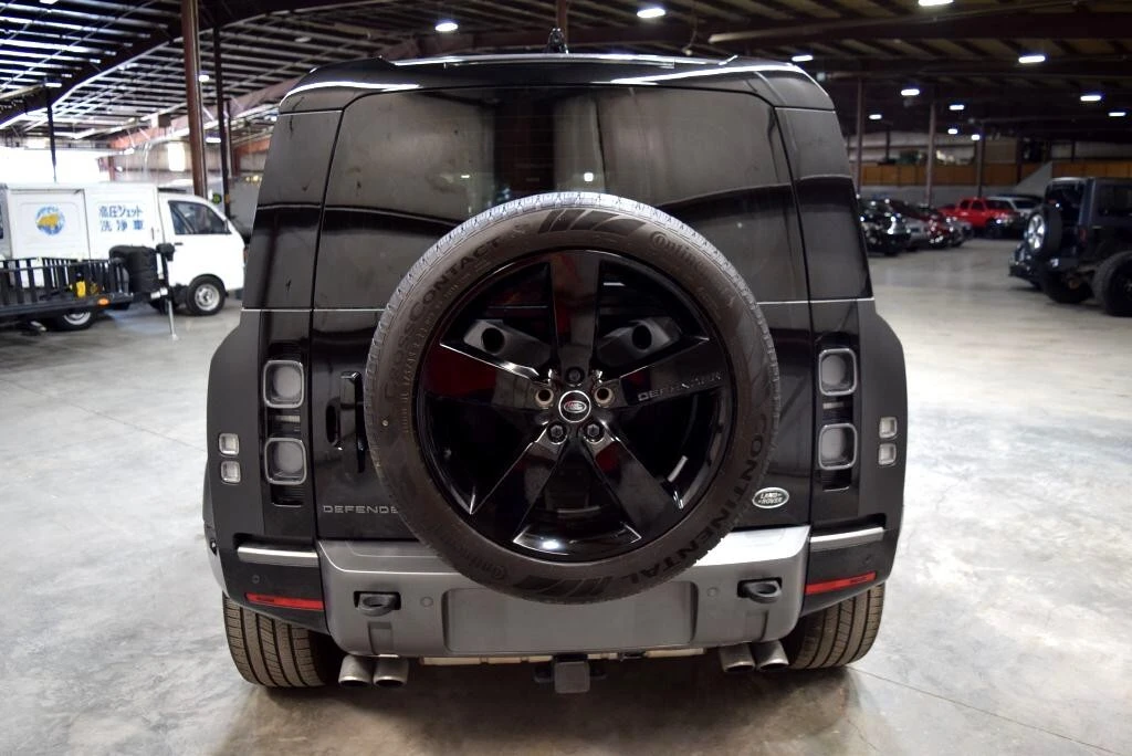 2023 Land Rover Defender L663 - Image 4 of 21