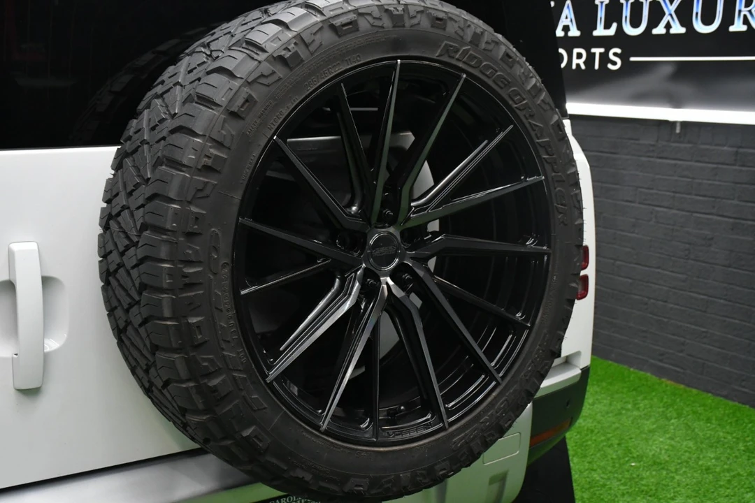 2023 Land Rover Defender L663 - Image 10 of 21