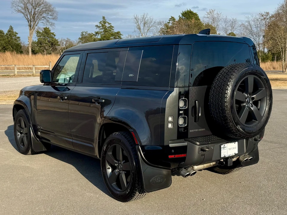 2023 Land Rover Defender L663 - Image 4 of 21