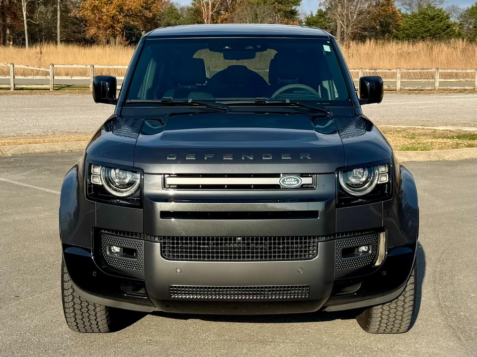 2023 Land Rover Defender L663 - Image 5 of 21