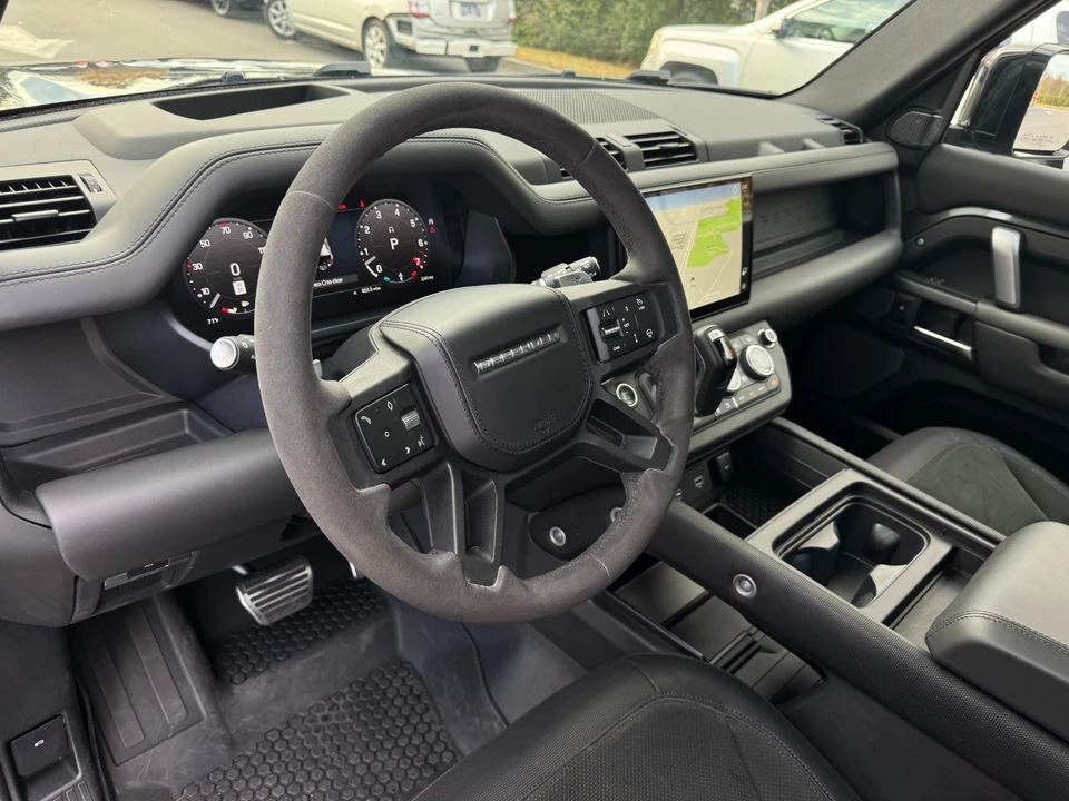 2023 Land Rover Defender L663 - Image 17 of 21