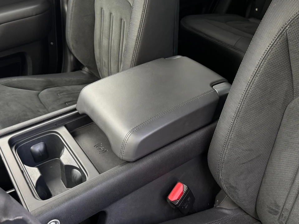 2023 Land Rover Defender L663 - Image 13 of 21