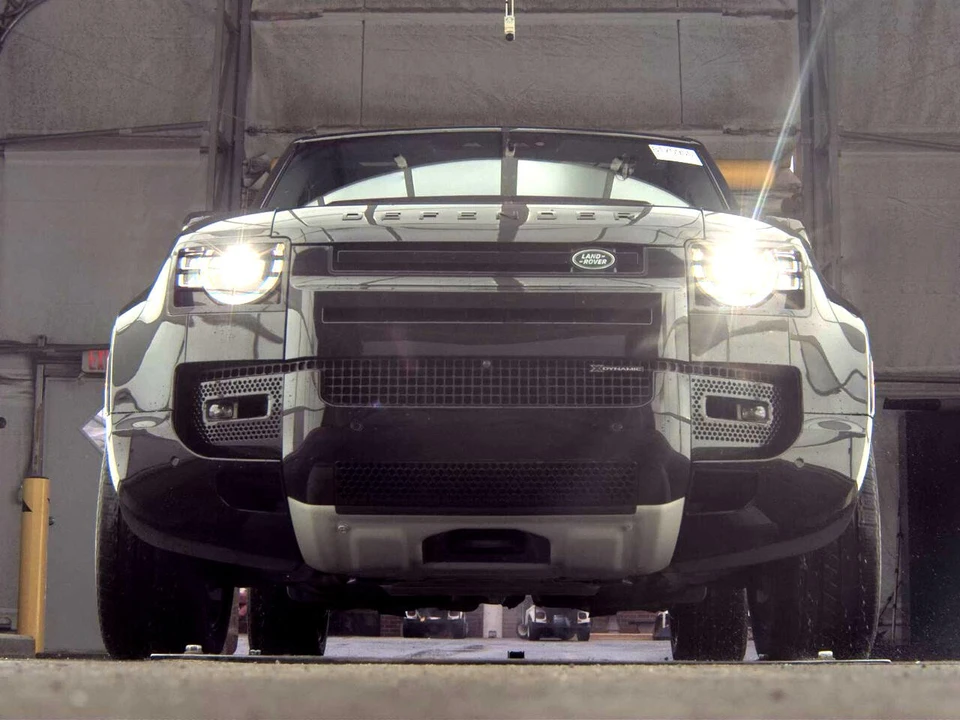 2023 Land Rover Defender L663 - Image 7 of 21