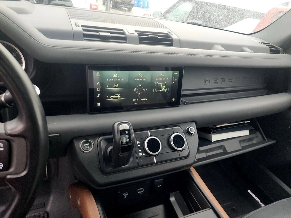 2023 Land Rover Defender L663 - Image 16 of 21