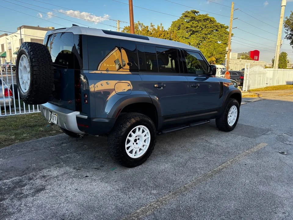 2023 Land Rover Defender L663 - Image 2 of 9