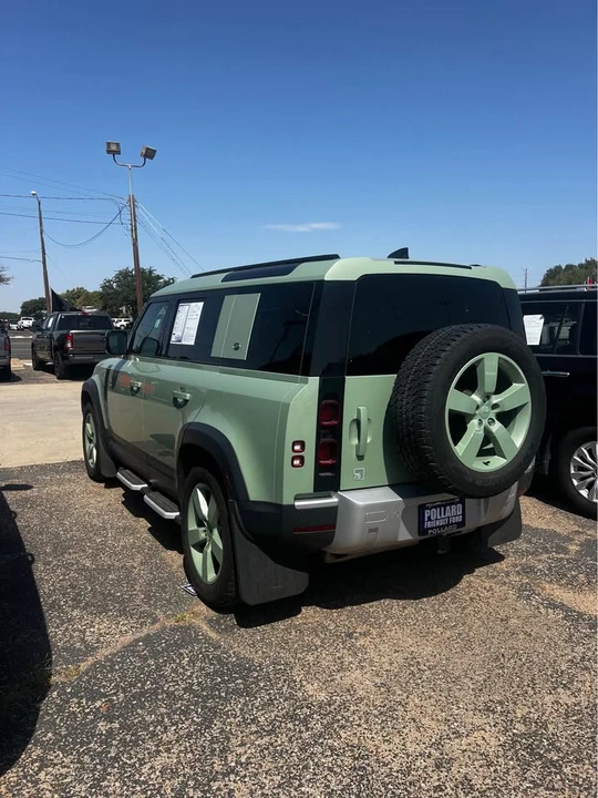 2023 Land Rover Defender L663 - Image 3 of 9