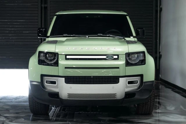2023 Land Rover Defender L663 - Image 2 of 21