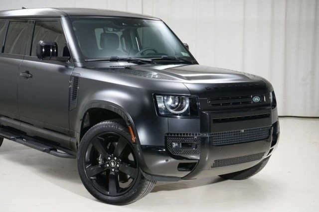 2023 Land Rover Defender L663 - Image 13 of 21