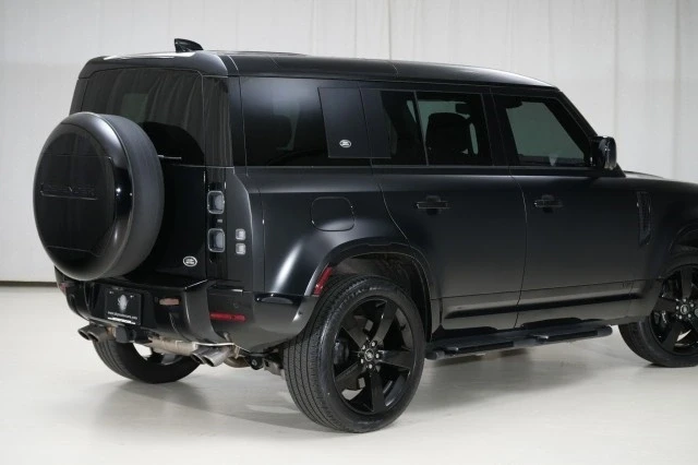 2023 Land Rover Defender L663 - Image 19 of 21