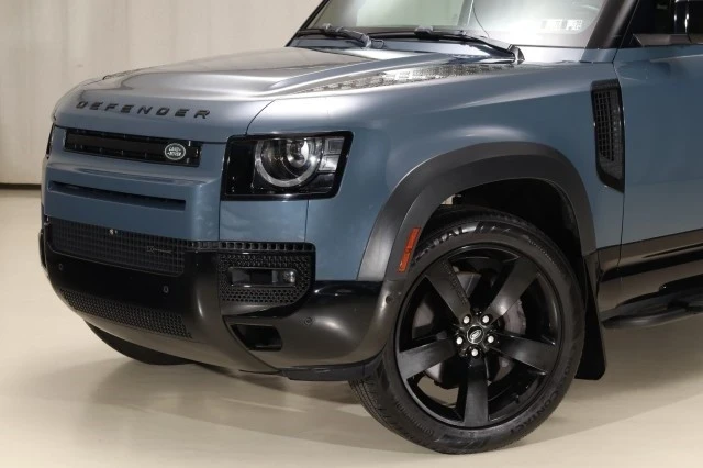2023 Land Rover Defender L663 - Image 7 of 21
