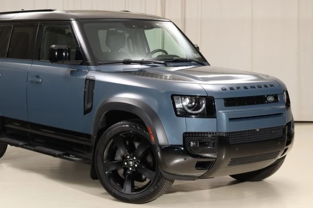 2023 Land Rover Defender L663 - Image 14 of 21