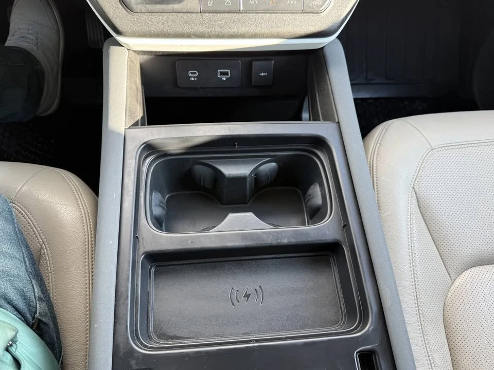 2023 Land Rover Defender L663 - Image 20 of 20