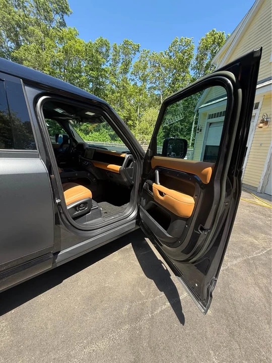 2023 Land Rover Defender L663 - Image 10 of 12
